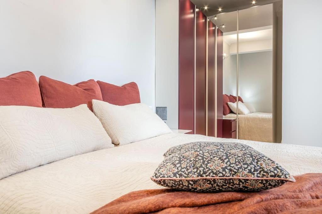 Apartment Red Ferrari House - Center Modena